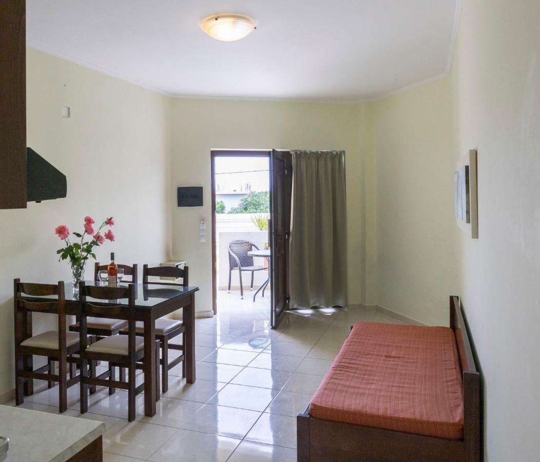 Sandy Suites Kalamaki Eksteriør billede