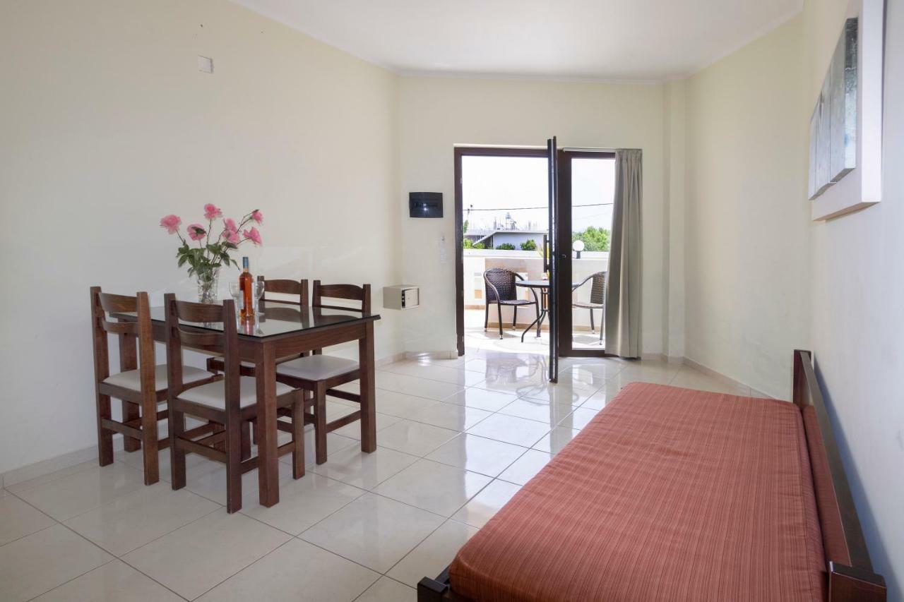 Sandy Suites Kalamaki Eksteriør billede